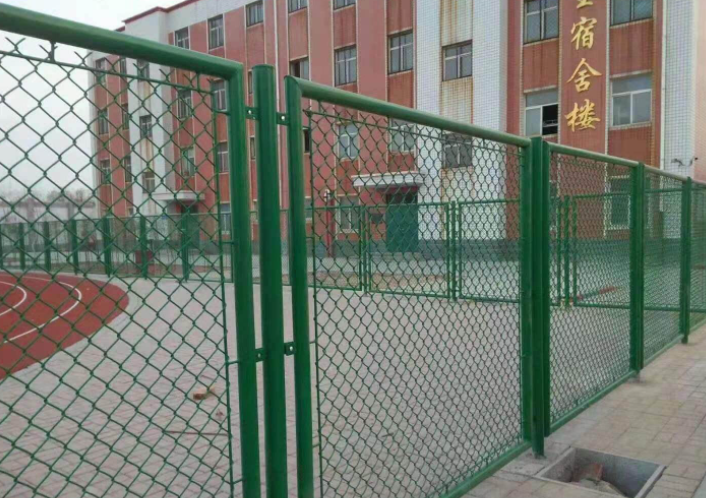 學校安裝護欄網有哪些好處？