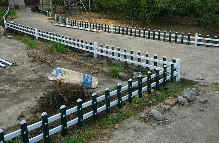 PVC草坪護欄 PVC草坪護欄